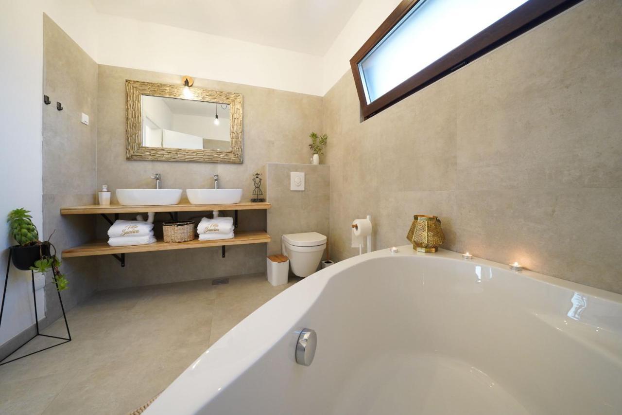 Villa Suncica Zadarvillas Sukošan Εξωτερικό φωτογραφία